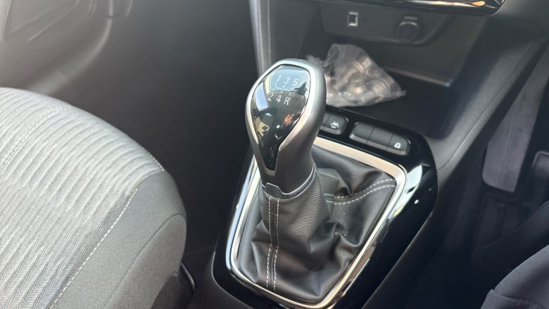 Vauxhall Corsa 1.2 Design 5dr Petrol Hatchback